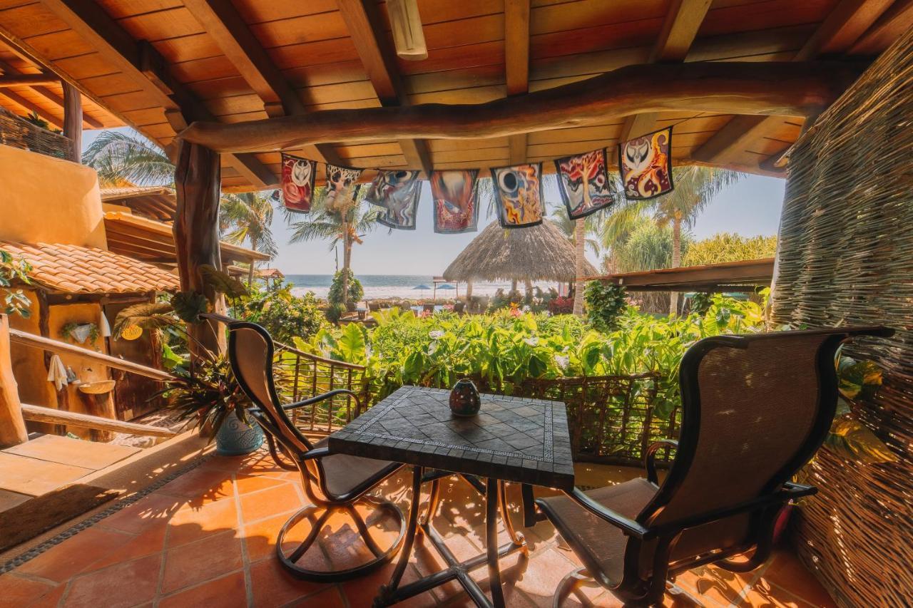 Tres Mujeres Hotel Troncones